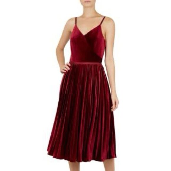 NWOT Ted Baker Khim Pleated Wine Velvet Coctail Dress Sz 0 US Sz 2 - Picture 1 of 8